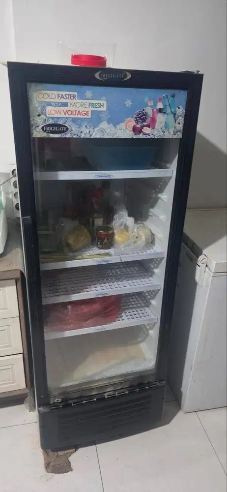 Dijual Cepat Showcase FRIGIGATE 4 Rak Masih Dingin Nego