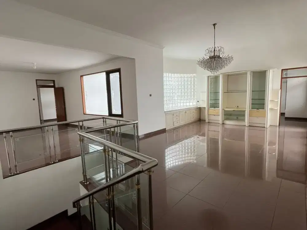 Dijual Hunian Mewah, Luas dan Nyaman Bangunan 2 Lantai Harga Masih Bisa Nego Lokasi Strategis di Pasirkoja, Bandung