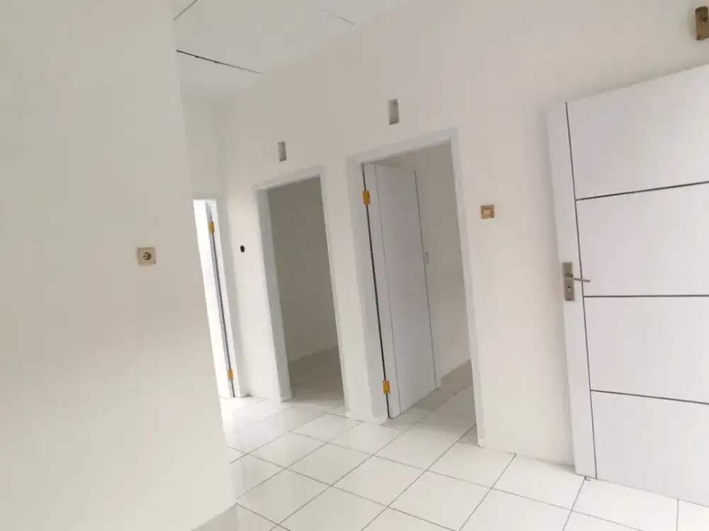 Dijual Hunian Minimalis Baru Renovasi Harga Bisa Nego Sampai Deal Lokasi Strategis di Bentang Padalarang Regency, Bandung