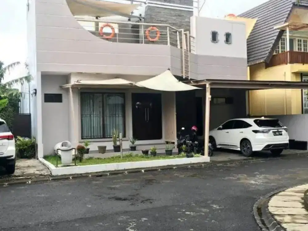 Jual Cepat Rumah Mewah Cigadung 2 Lantai Furnished Dekat Dago