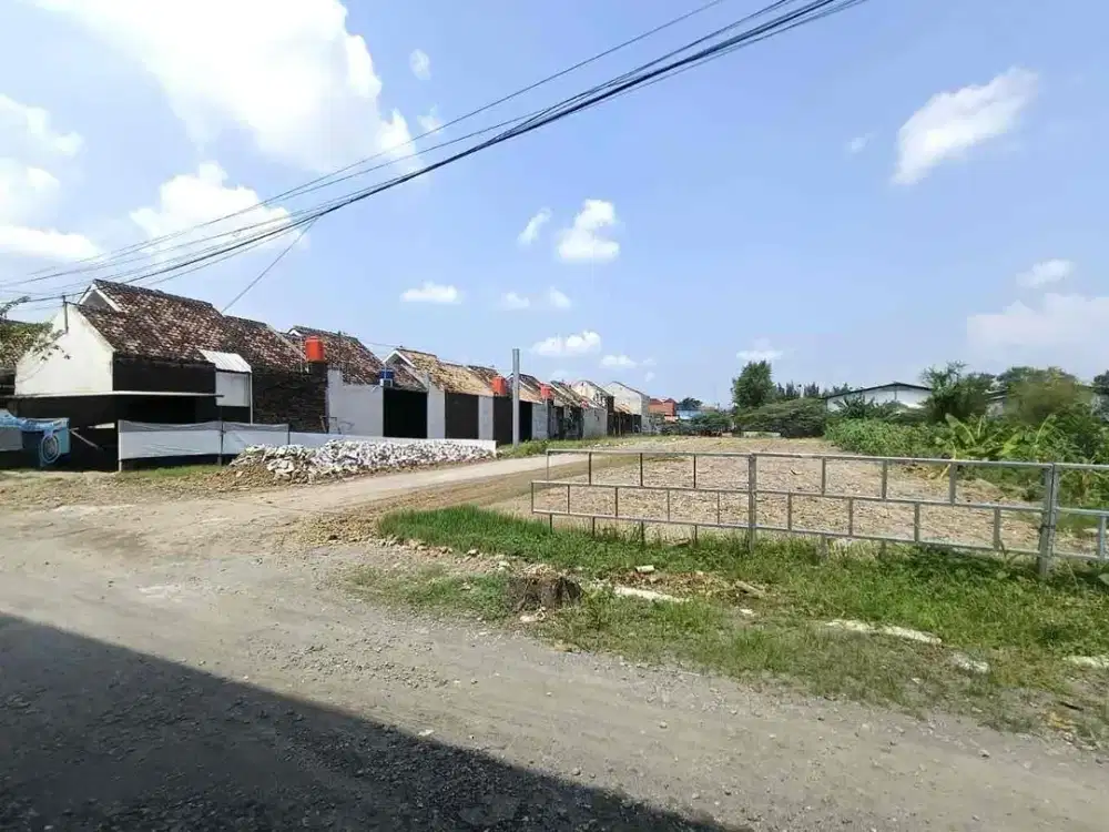 Kavling Siap Bangun Lingkungan Perumahan  Dekat Luwes