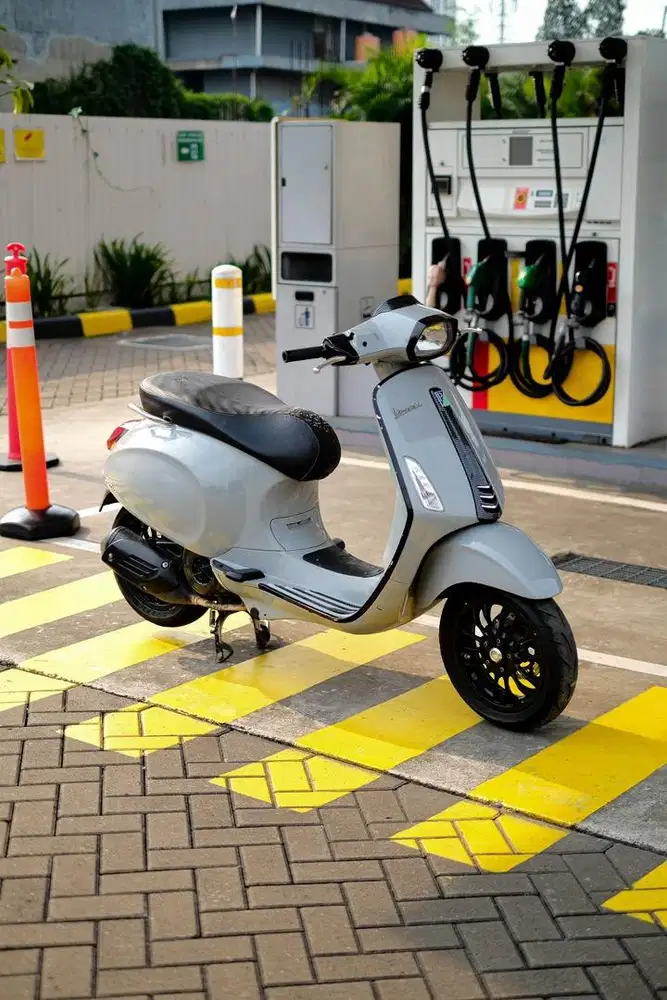 VESPA SPRINT 150 3VIE TAHUN 2015