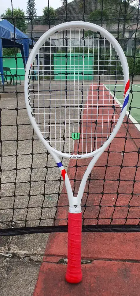 Raket Tenis merk Technifibre