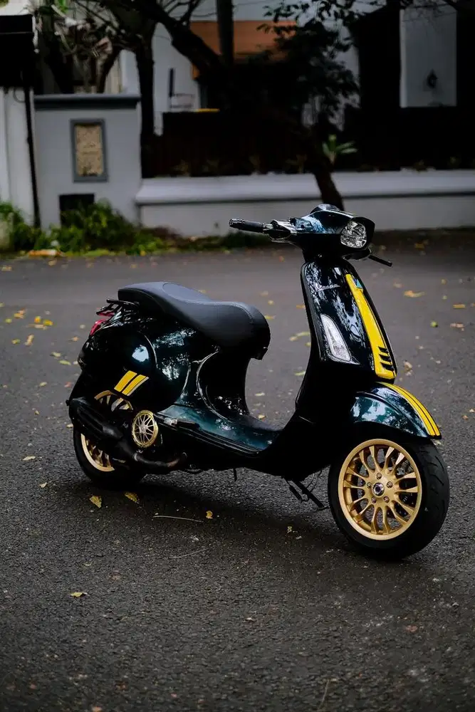 Vespa sprint racing sixties 2020
