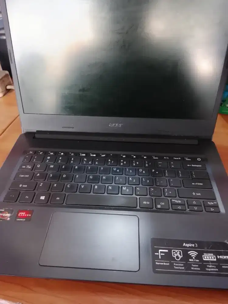 Acer aspire A314-22 Amd ryzen 3 3250U Ram 8gb Ssd 256gb spek gaming