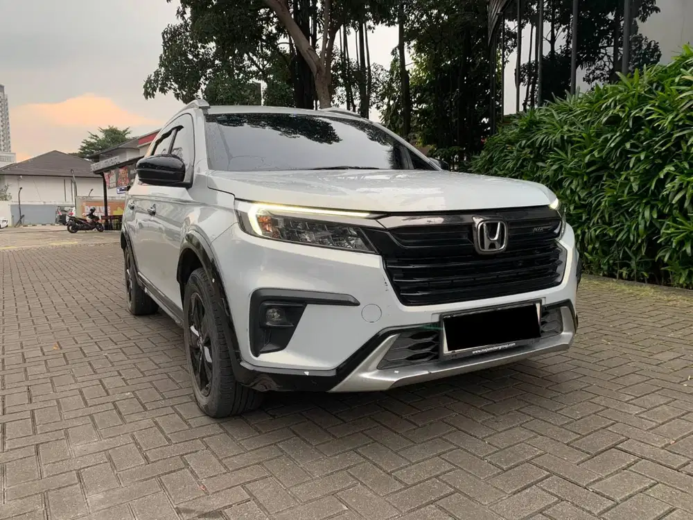 HARGA PROMO!! HONDA NEW BRV E CVT AT MATIC 2024 PUTIH