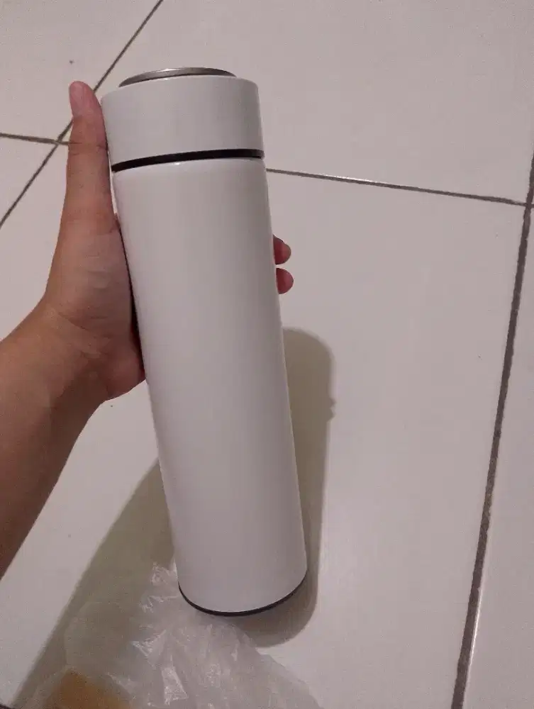 Tumbler sedang warna putih new