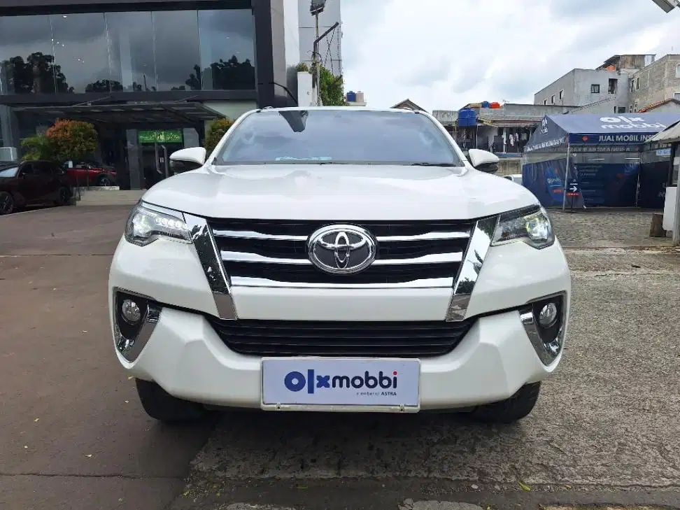 DP MURAH Toyota Fortuner 2.4 4x2 VRZ Solar-AT 2019 Putih CACLB