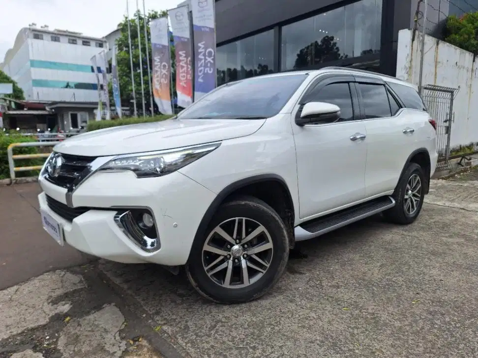 DP MURAH Toyota Fortuner 2.4 4x2 VRZ Solar-AT 2019 Putih CACLB
