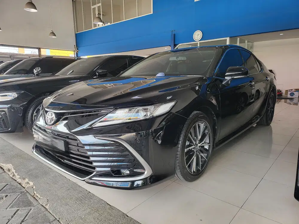 Camry V 2.5 AT 2023 pk 2024 KM 17Rb