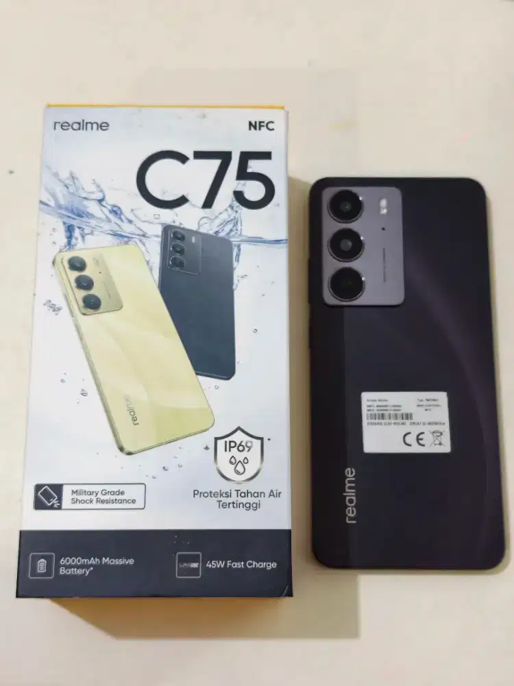 Realme C75 storm black