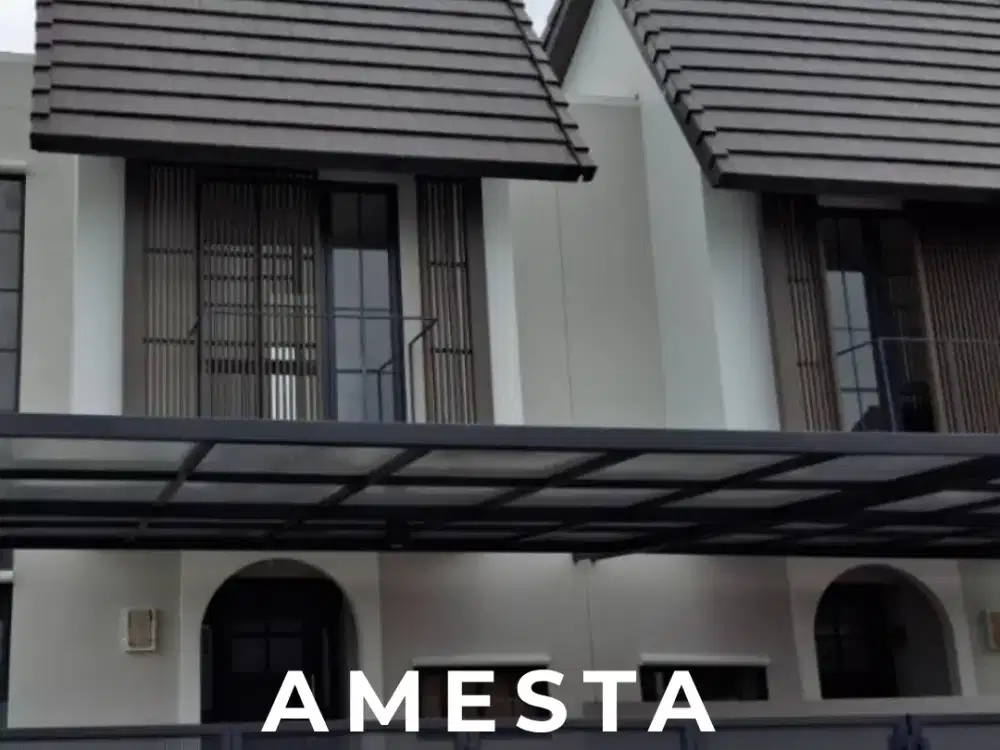 Dijual Rumah Hook, 2 Lantai, Bagus dan Strategis, Gunung Anyar, Surabaya