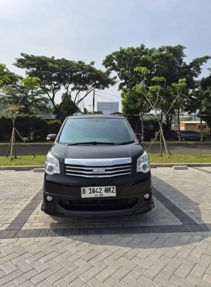 KM ANTIK 72 RIBU NAV1 V AT 2013