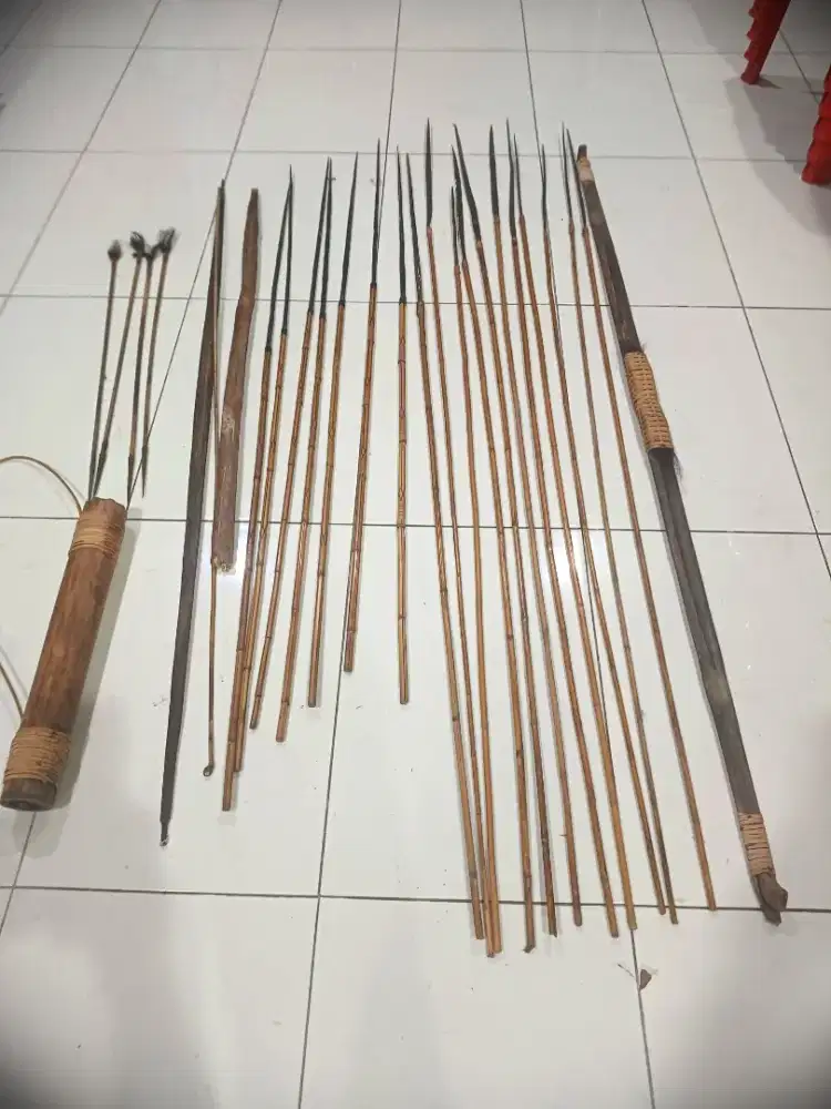 3 set Dekorasi Busur, Tombak dan Anak Panah asli Papua