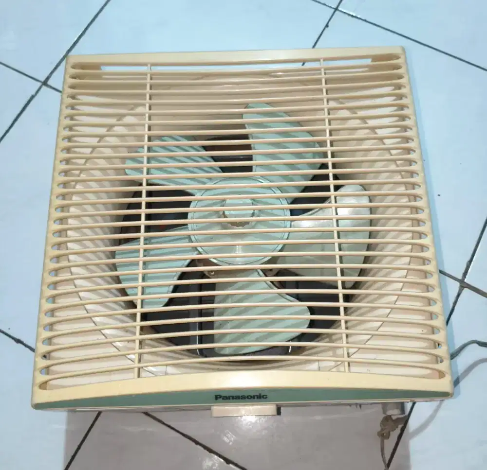 Kipas Exhaust Fan Dinding Panasonic 12 inch