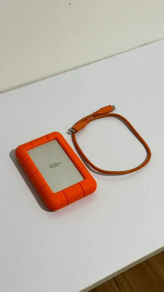 Hardisk External LaCie Rugged 4TB USB-C Like New Fullset Mulus