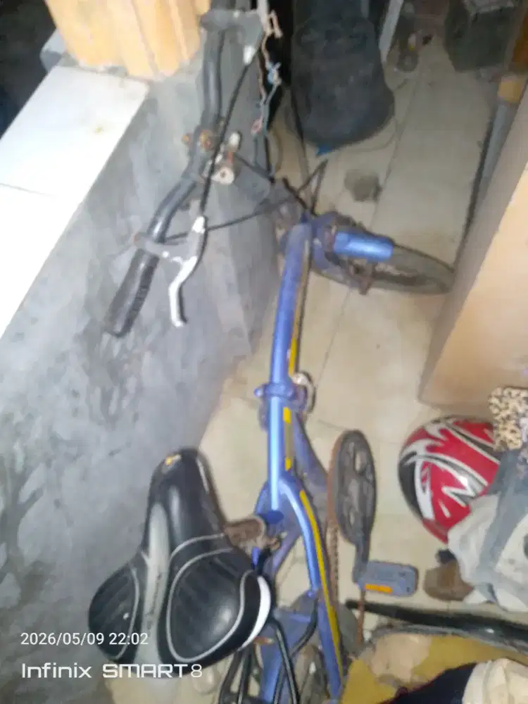 sepeda bekas dah ga kepake, sepeda lipat merek exotic