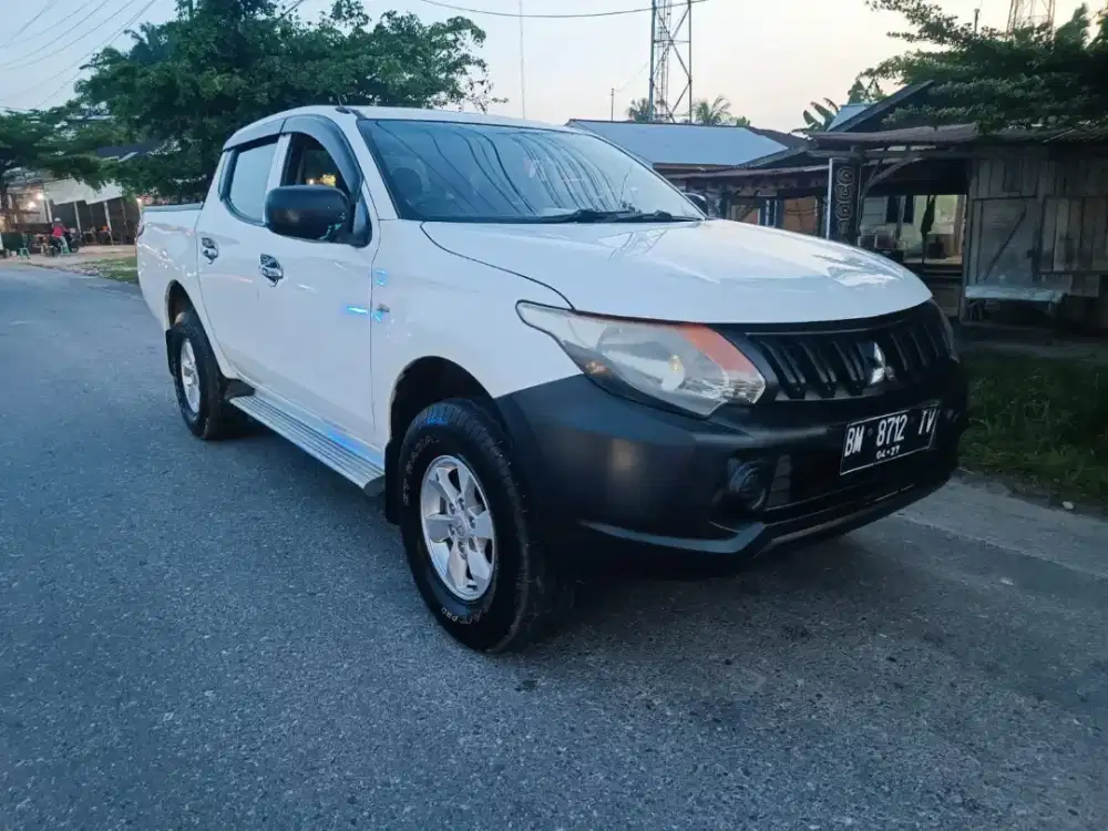 Mobil Triton Double Cabin 4x4
Type HDX
Tahun 2017
