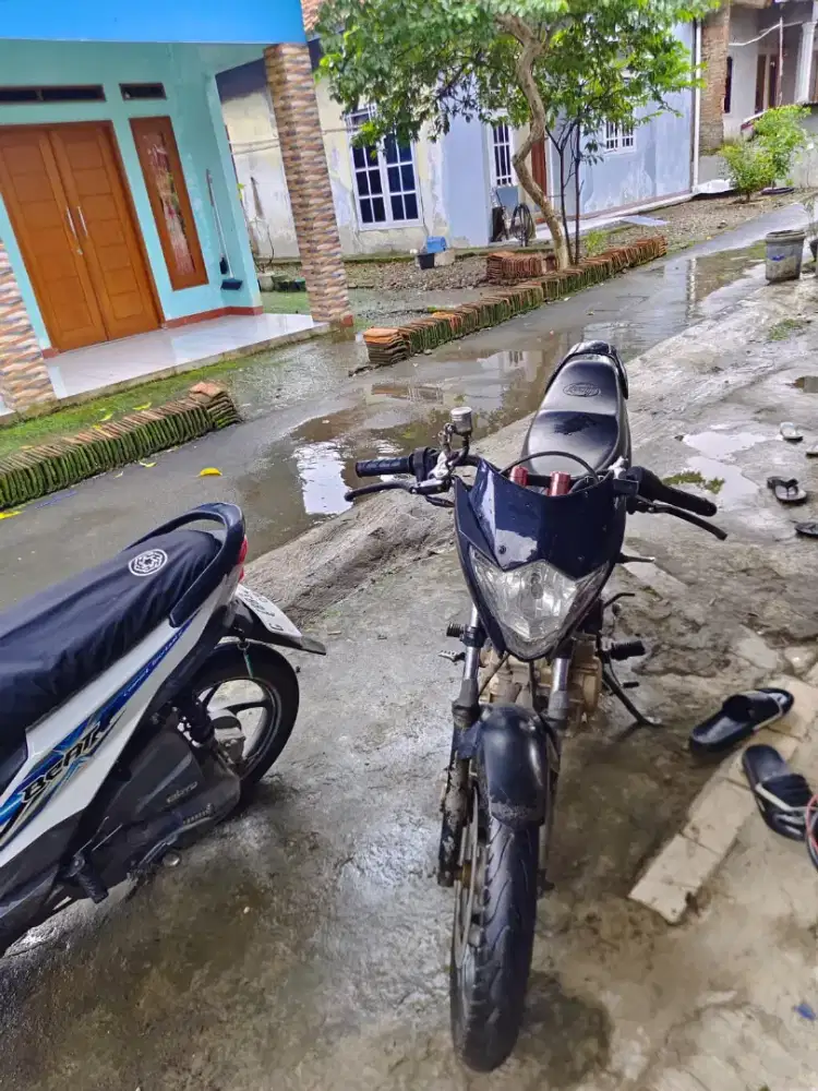 dijual motor satria fu,surat lengkap