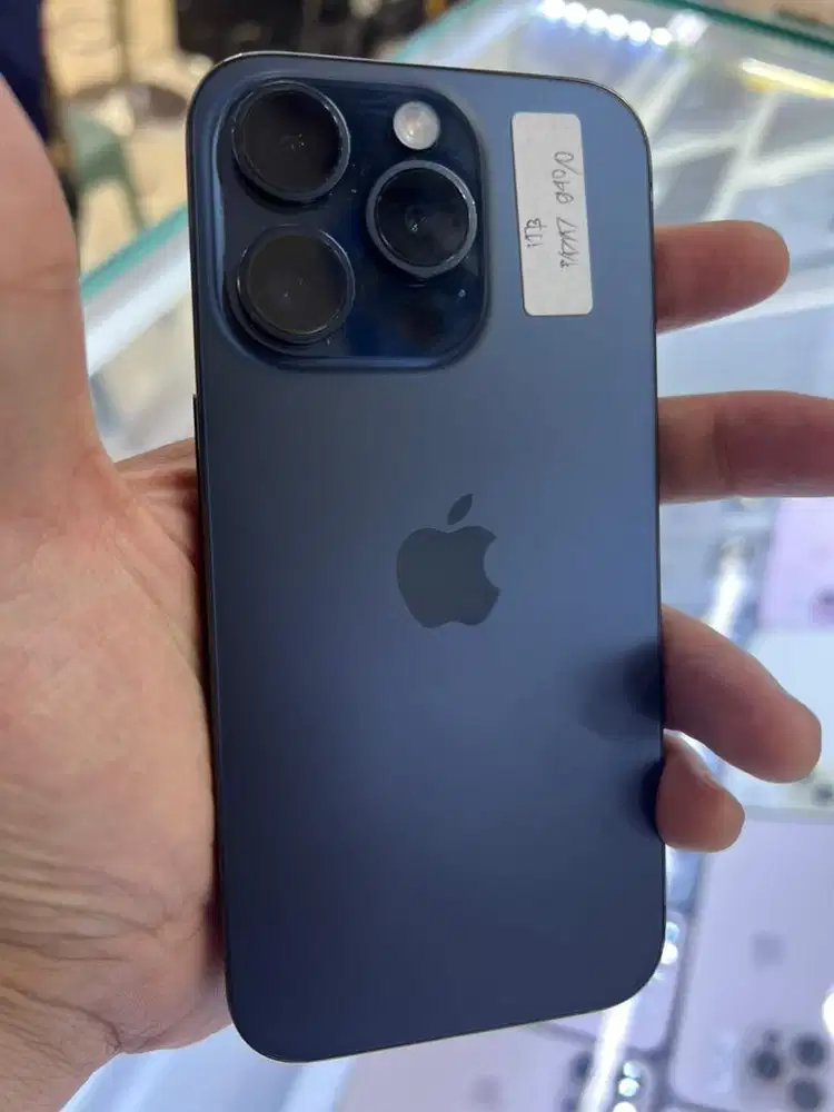 Iphone 15 pro 1tb digimap bh 94 mulus pemakaian lengkap