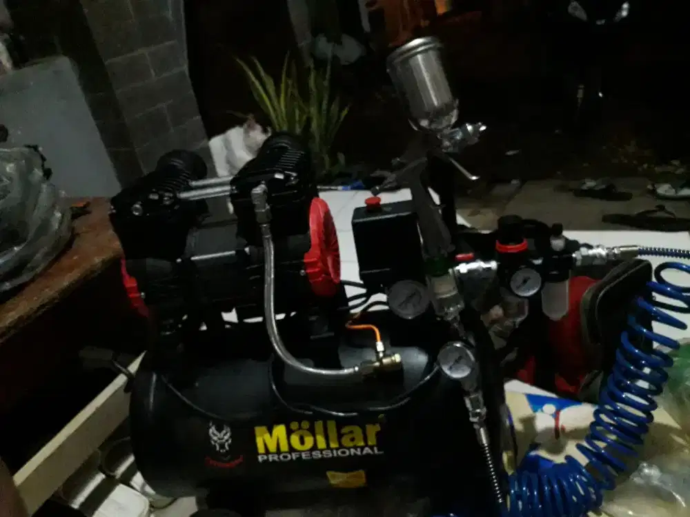Dijual kompresor dan perlengkapan cat motor dan mobil 1 set lengkap