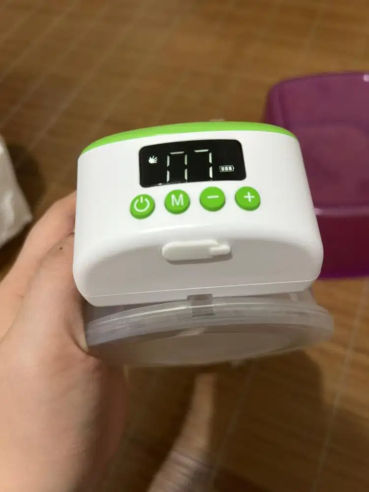 Mom Uung Pompa ASI Handsfree