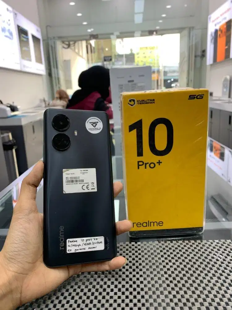 Realme 10 pro plus 12/256gb fullset, ex garansi resmi/indonesia