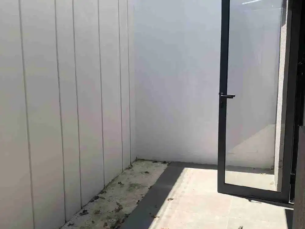 dijual cepat cash keras rumah di park Serpong