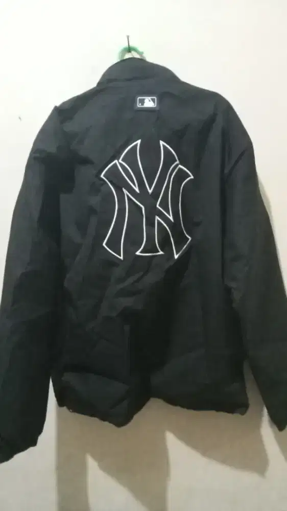 JAKET MLB BLACK GORETEX