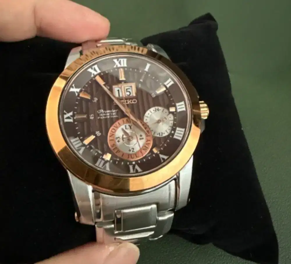 Seiko Premier Kinetic Perpetual Novak Djokovic Special Edition
