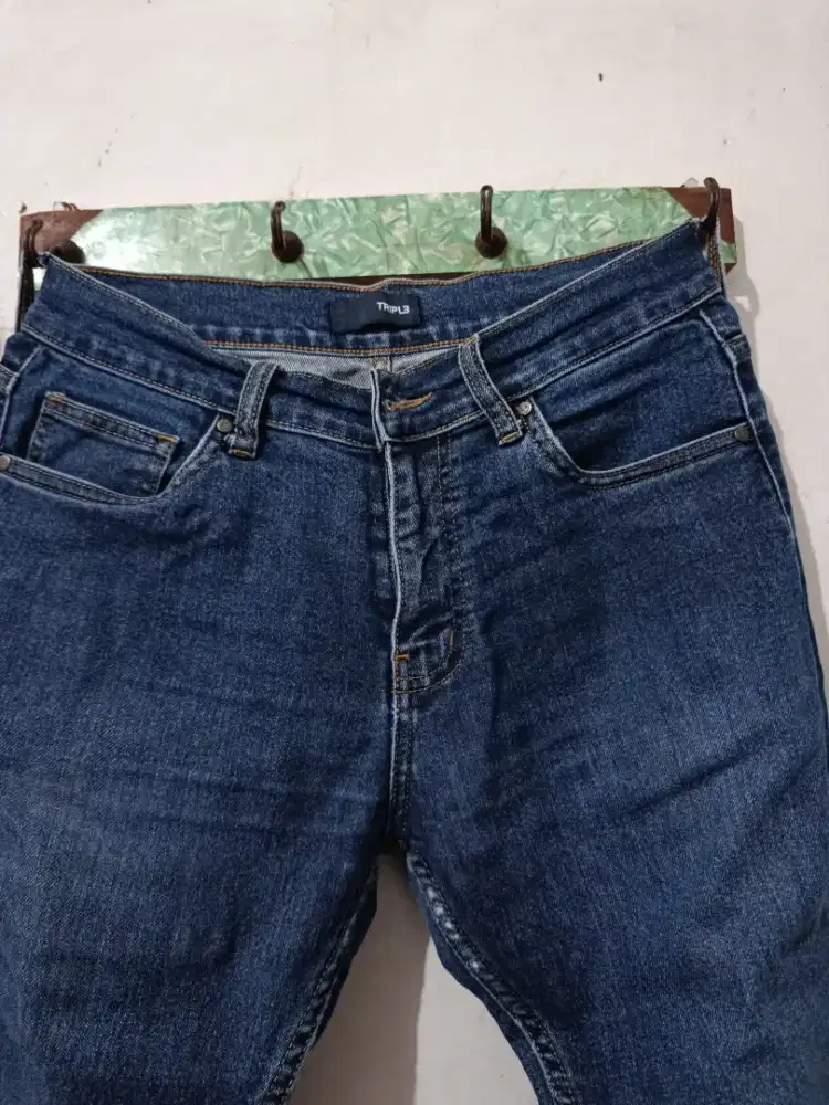 Celana Jeans Slim Fit Triple Jeans