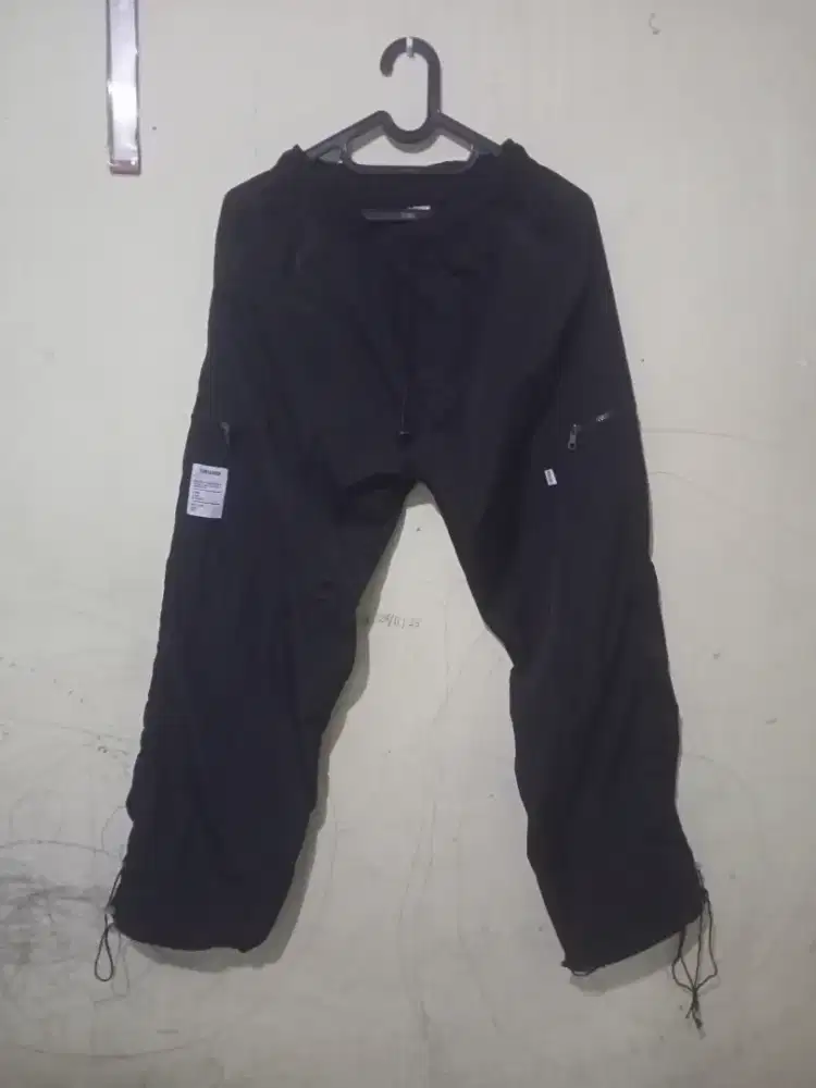 Celana parasut cwo