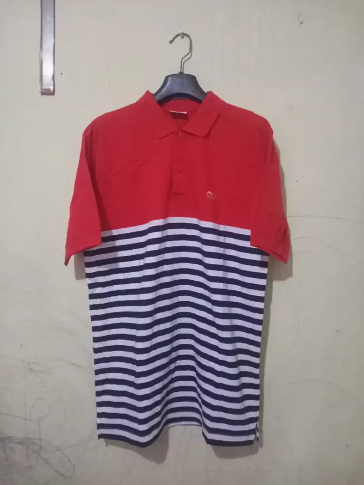 Kaos kerah cwo preloved