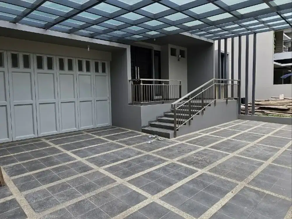 Rumah Siap Huni Batununggal Indah – Ada Taman Depan Belakang & SHM