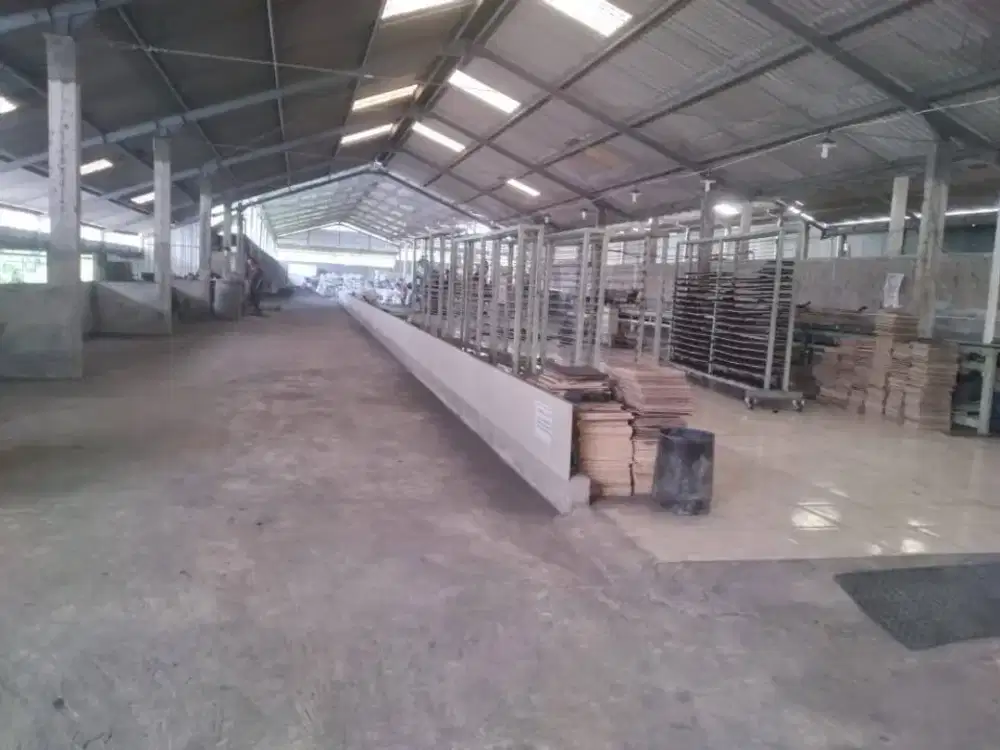 Dijual Gudang Zona Industri Lokasi Strategis Jumantono Karanganyar Luas 1,7 Ha BU!!