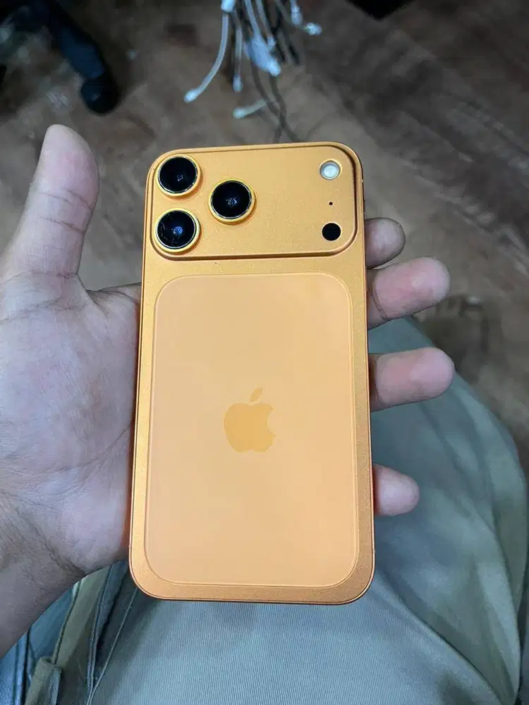 IPhone Xr 128GB (Convert to 17 pro)