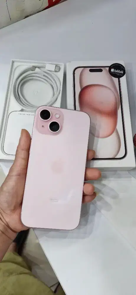 Iphone 15 128gb bekas ibox mulus 99%
