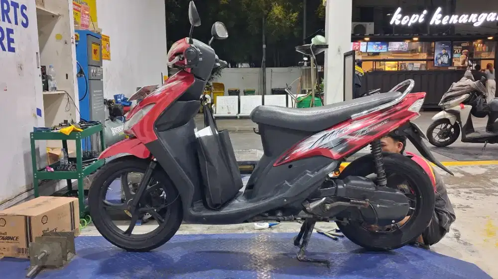 Yamaha Mio Smile 2011 Merah Marun