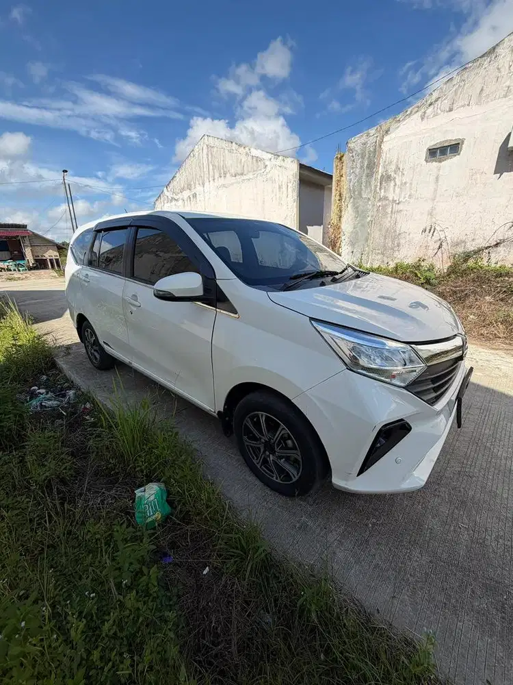 Daihatsu Sigra Second