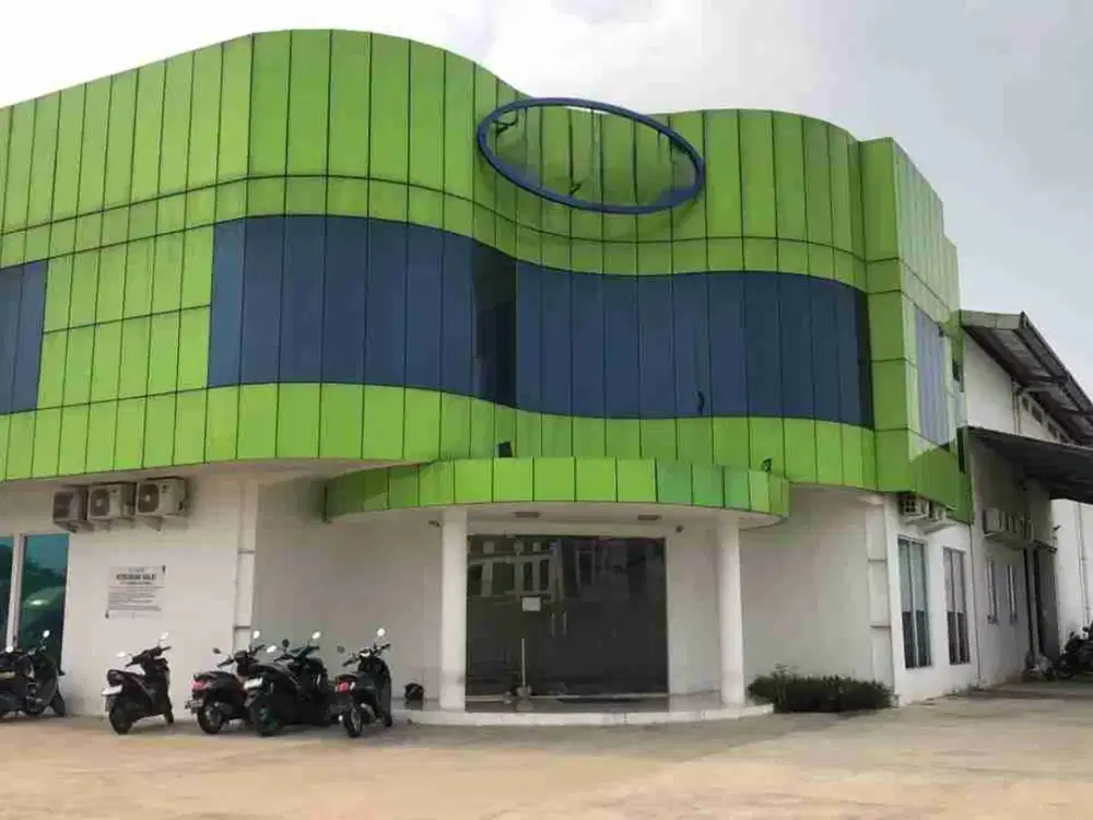 Dijual atau disewakan Gudang Kantor Siap Pakai Dalam Kawasan Legok
