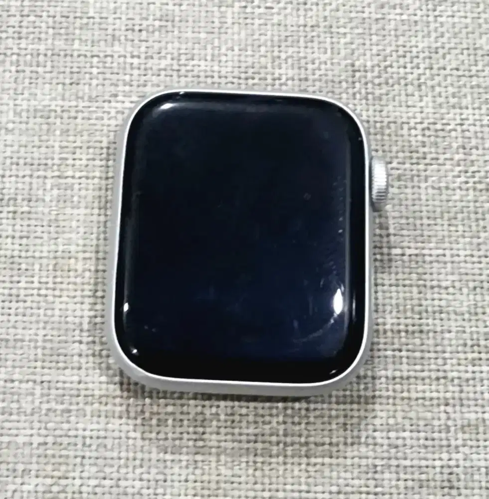Apple Watch SE (Generasi ke-II) 40mm ex. Ibox