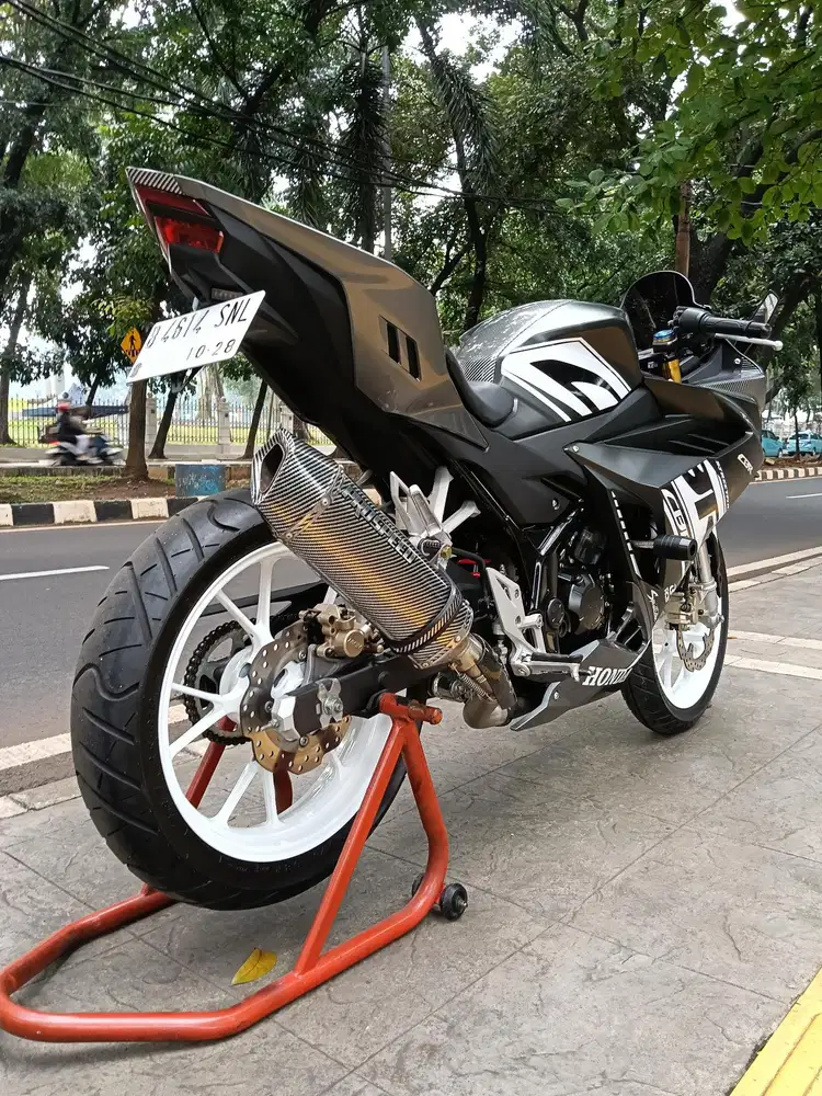DP MINIM 1.500 CASH KREDIT NEW HONDA CBR 150R THN 2021 PJK IDUP
