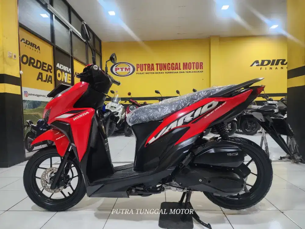 Vario 125 cbs Tahun 2019,Warna Merah.Full ori