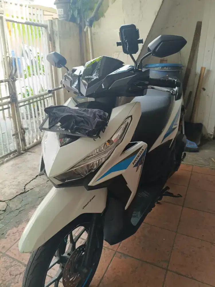 Vario 125 LED CBS-ISS 2015