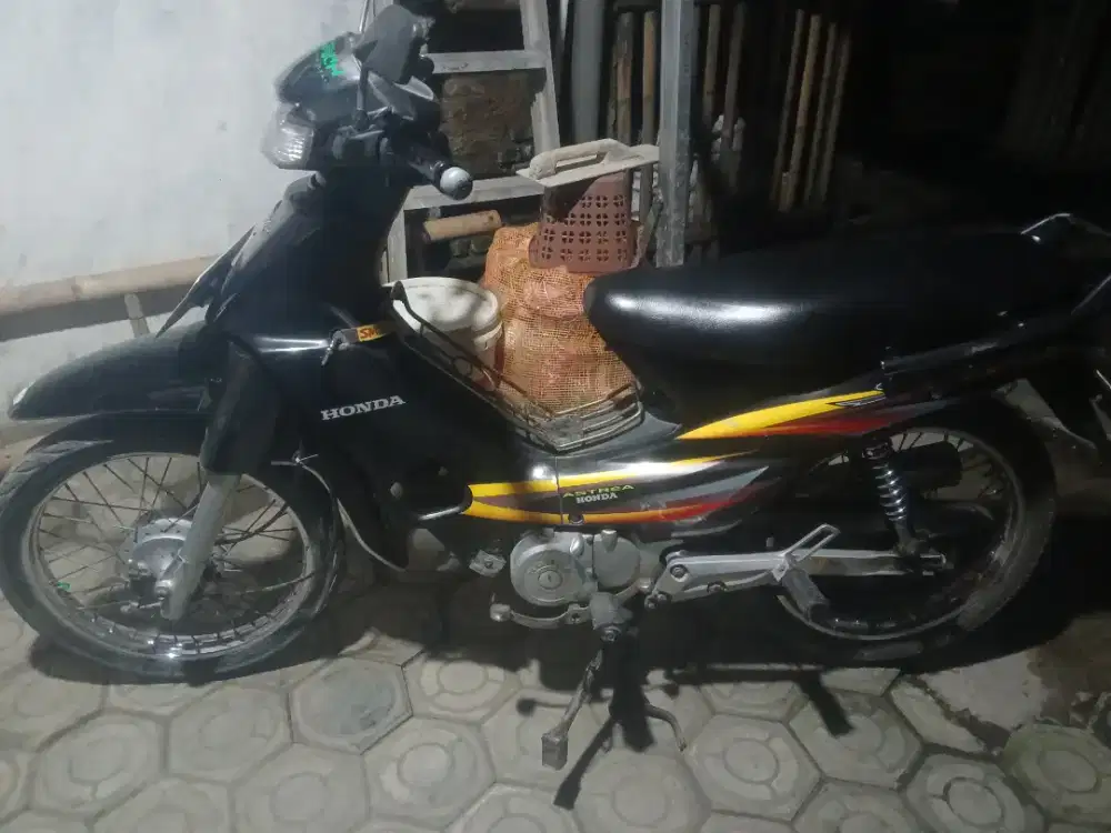 Honda   Astrea Supra x