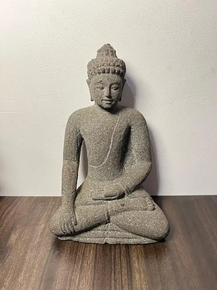 Patung Buddha Borobudur Asli Batu Andesit Gunung Merapi