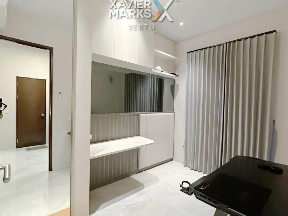 Dijual Rumah Mewah selangkah ke G Walk & Supermall, Surabaya