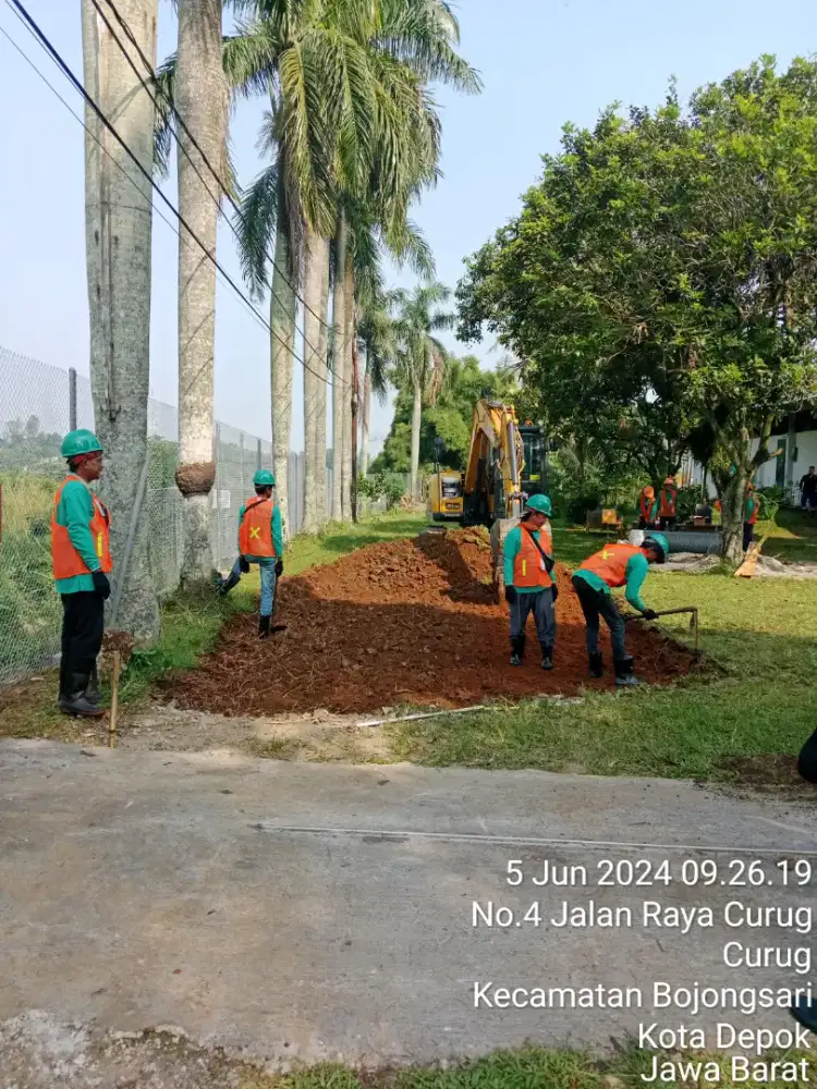 Jasa tukang gali manual dan excavator