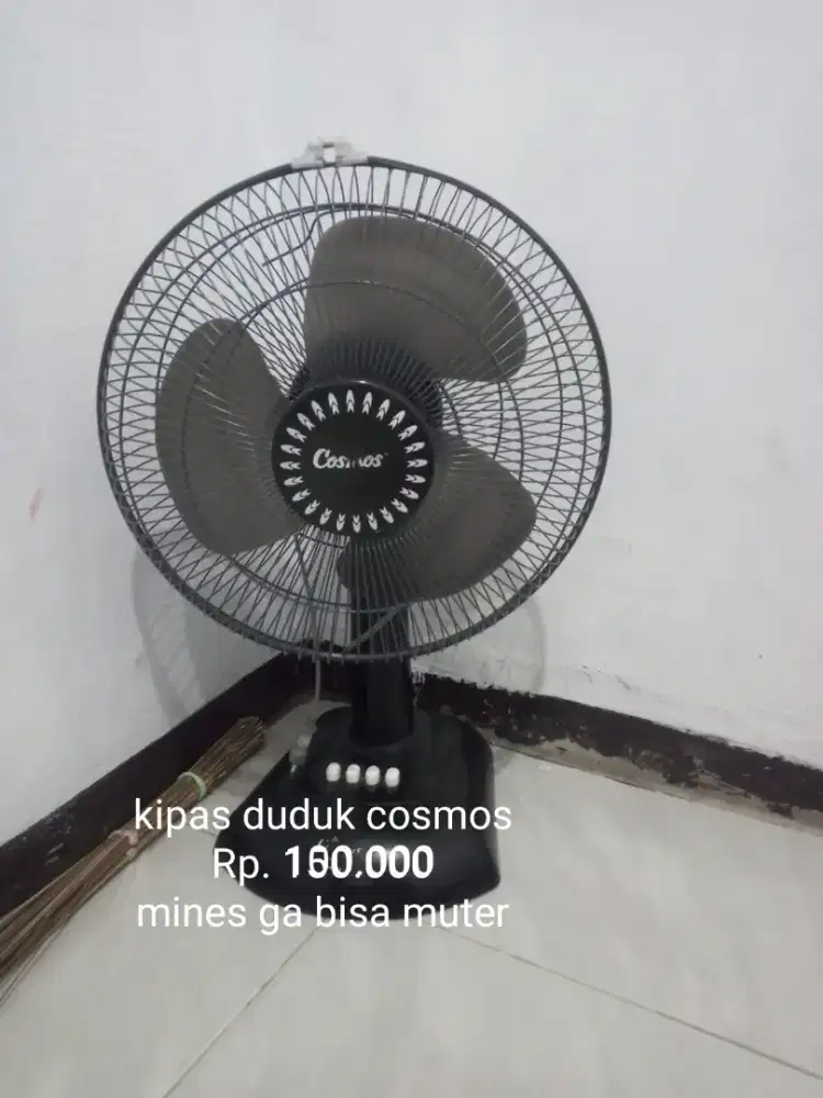 kipas angin duduk cosmos