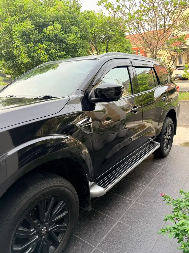 Nissan Terra VL 2019